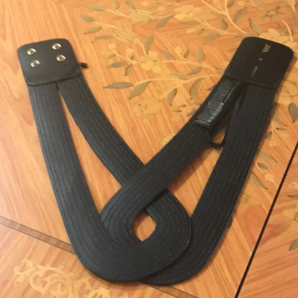 Zara Limited Edition 100% Genuine leather twist black wide belt Sz.80 (S)